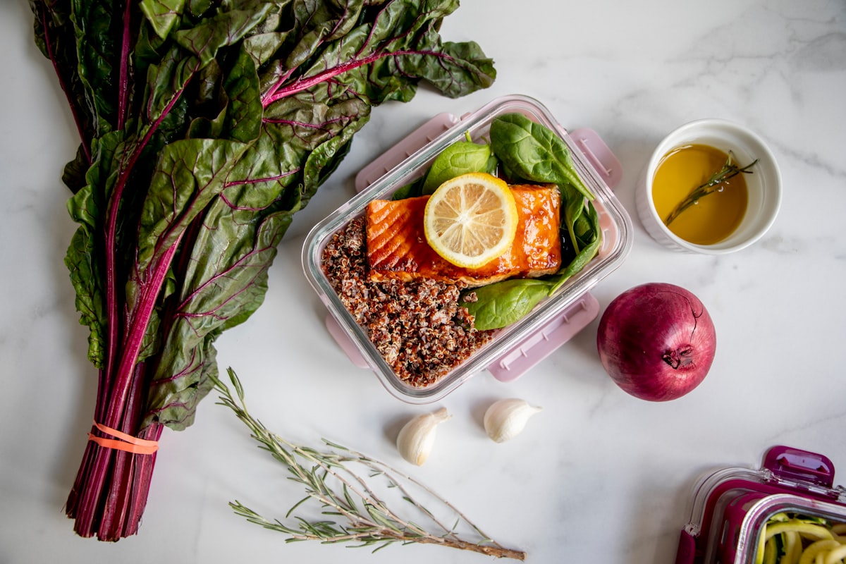 Mindful eating practices and wellness lifestyle